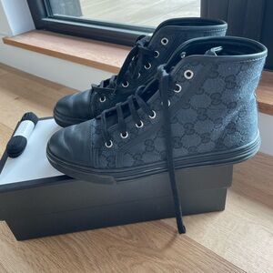 Black Gucci Hightops in EXCELLENT condition.